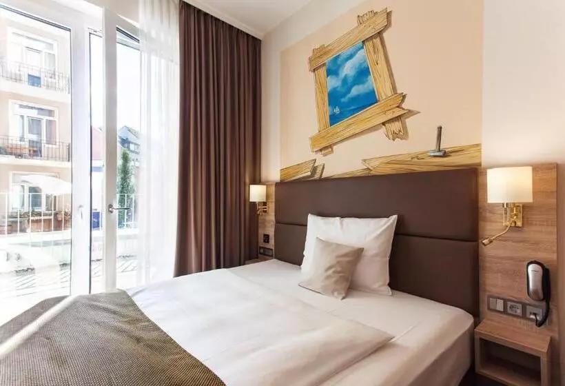 اتاق عادی, Stay! Hotel Boardinghouse
