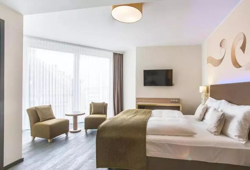 اتاق استاندارد یک نفره, Stay! Hotel Boardinghouse