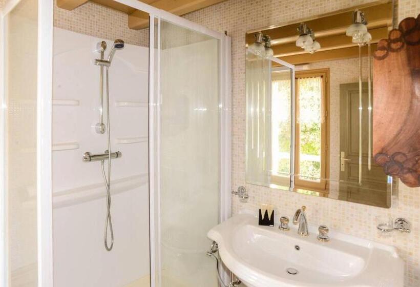 Номер Стандарт, La Closerie De Fronsac