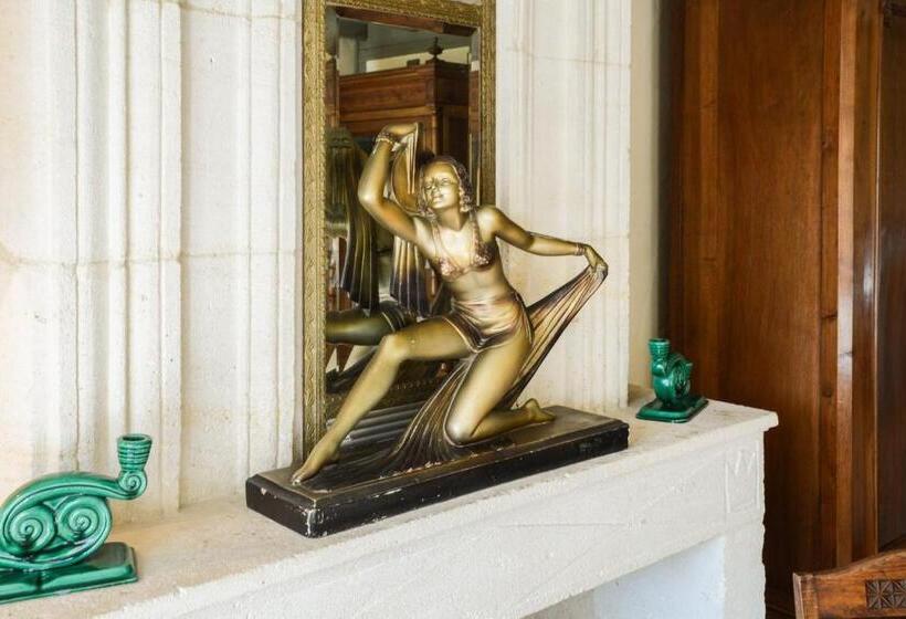 Номер Стандарт, La Closerie De Fronsac