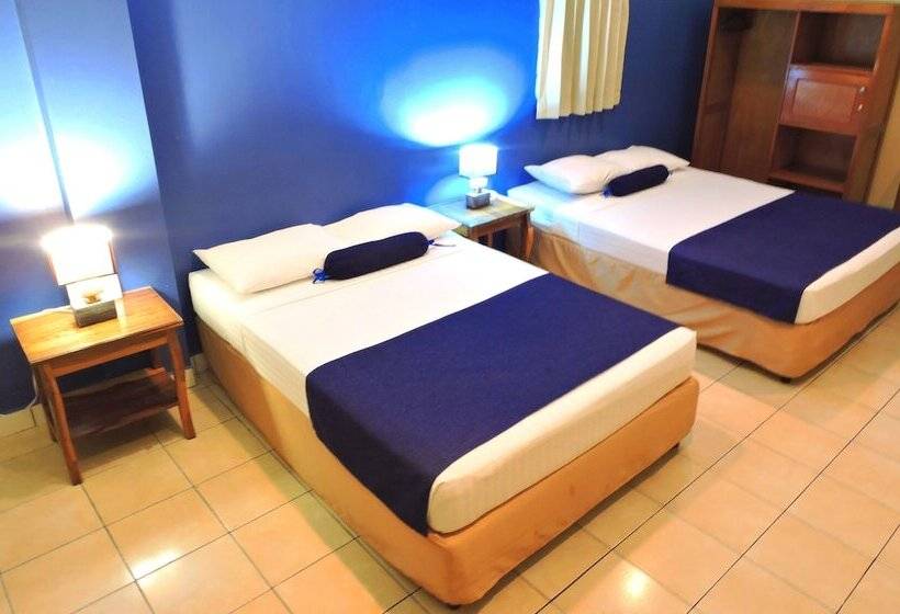 اتاق استاندارد با 2 تخت دوبل, Xolotlán   Hostel
