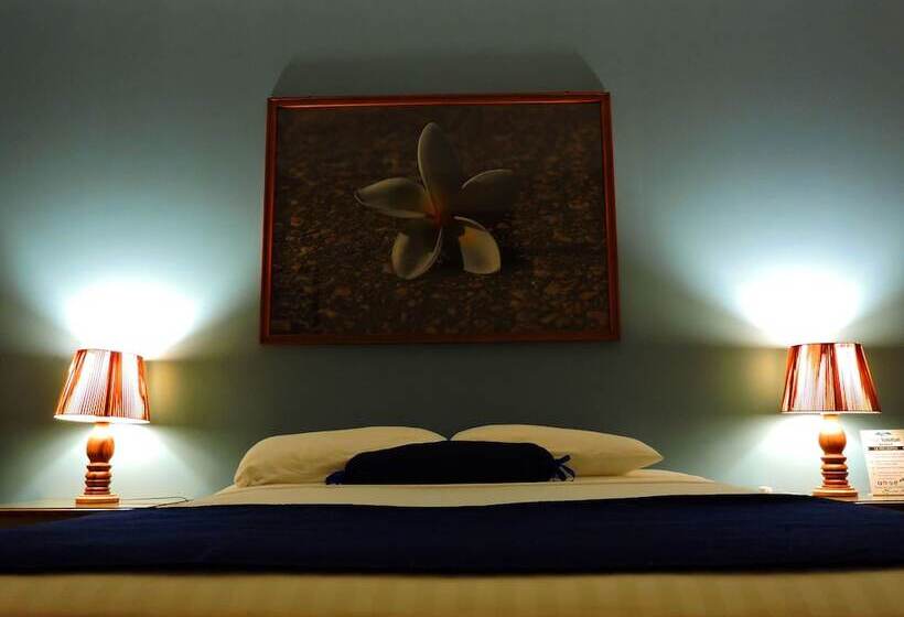 سوییت, Xolotlán   Hostel