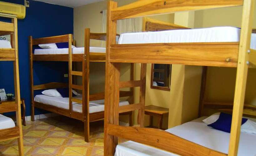 تختخواب در اتاق مشترک, Xolotlán Hostel