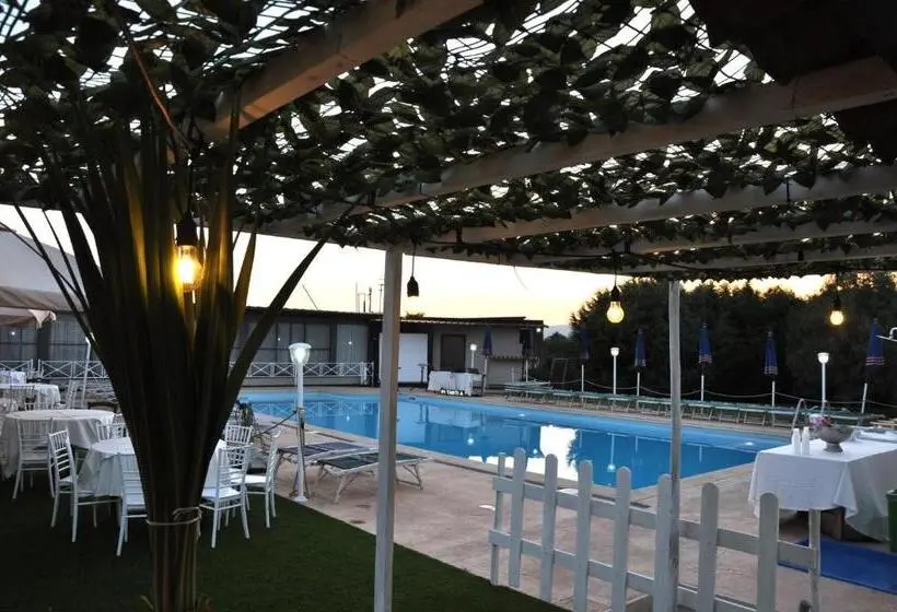Standard-huone Puutarhanäkymä, Agriturismo Borgo Baldassarre