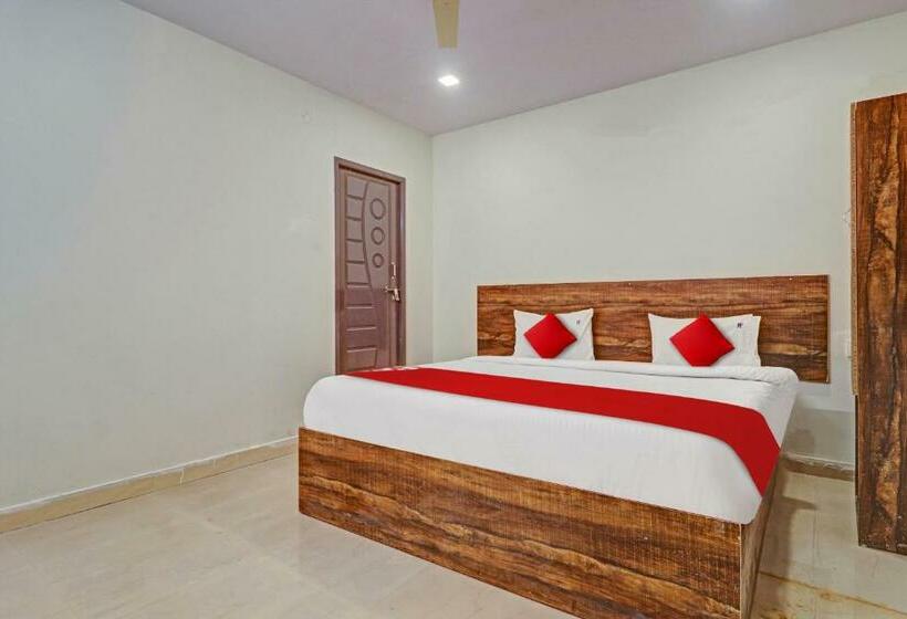 غرفة كلاسيكية ثلاثية, Oyo Flagship 81135  R Square Inn