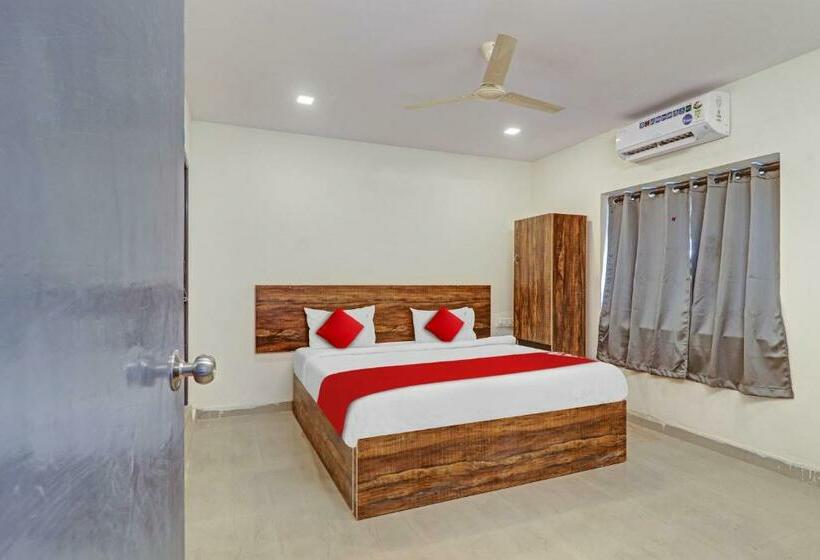 Quarto Triplo Clássico, Oyo Flagship 81135  R Square Inn