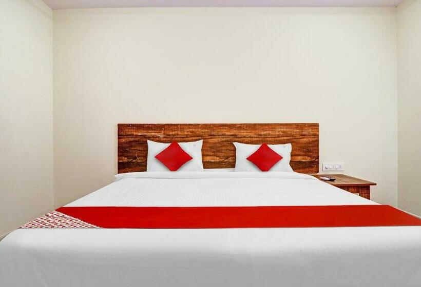 Quarto Triplo Clássico, Oyo Flagship 81135  R Square Inn