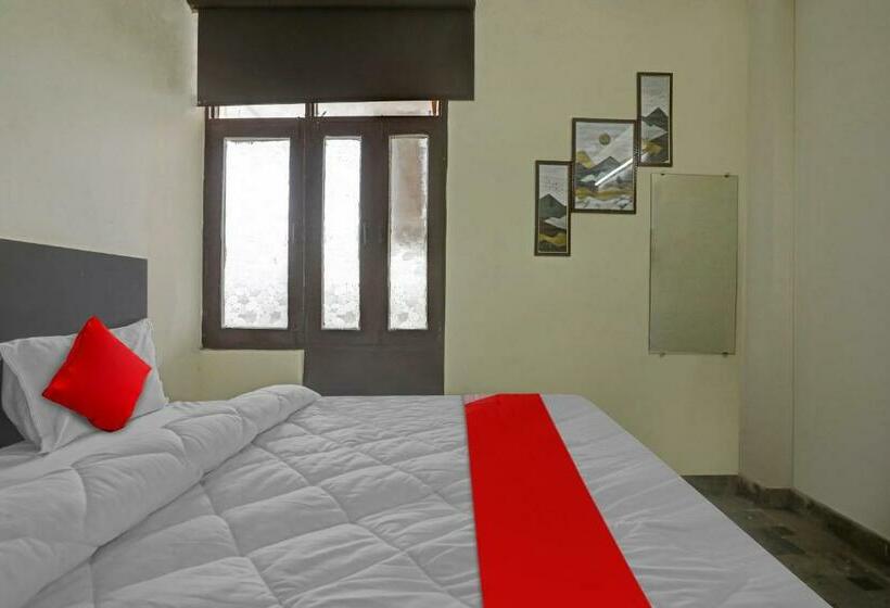 Трехместный Номер Классика, Oyo Flagship 81142 Town Palace