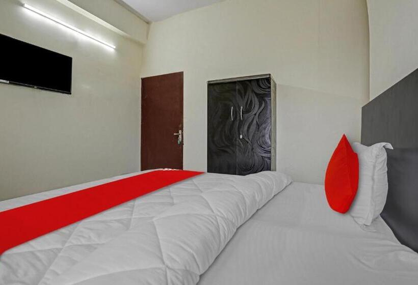 Трехместный Номер Классика, Oyo Flagship 81142 Town Palace