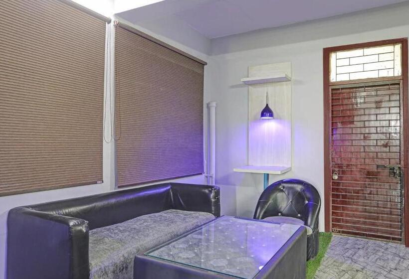 Трехместный Номер Классика, Oyo Flagship 81142 Town Palace