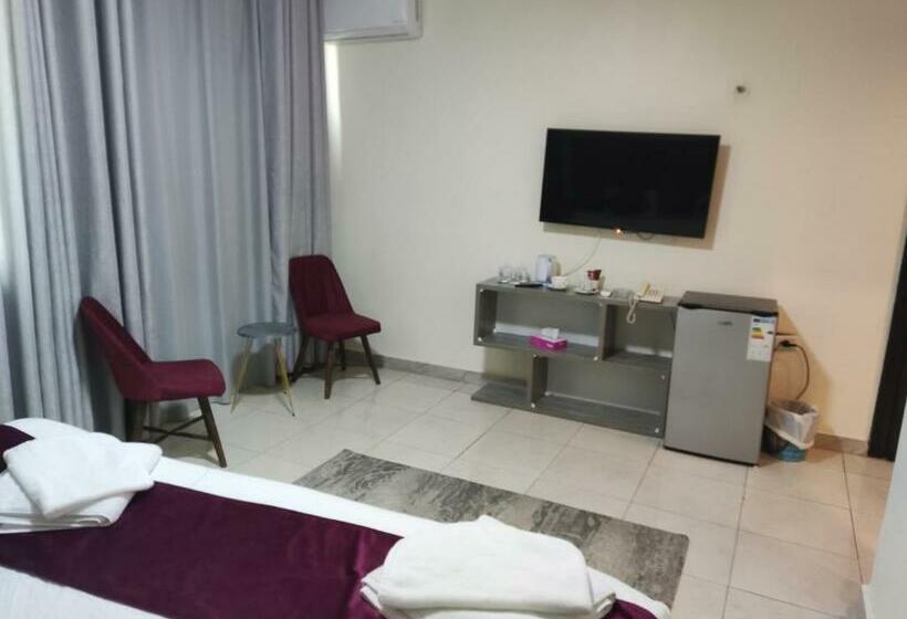 اتاق لوکس, Golden Plaza