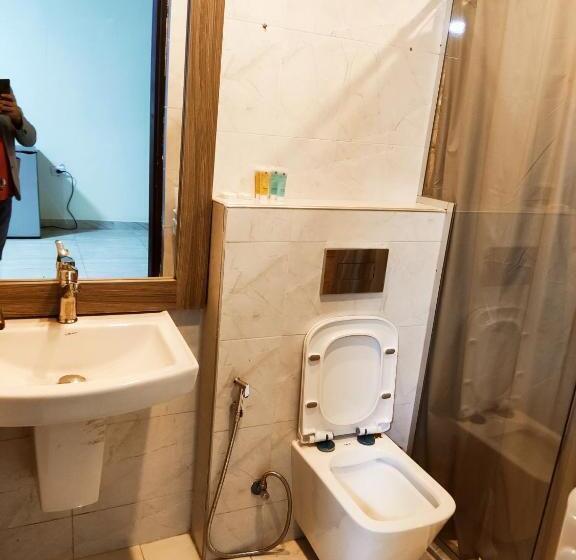 اتاق لوکس, Golden Plaza