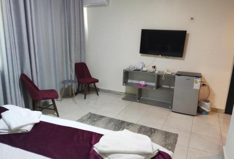 اتاق لوکس, Golden Plaza