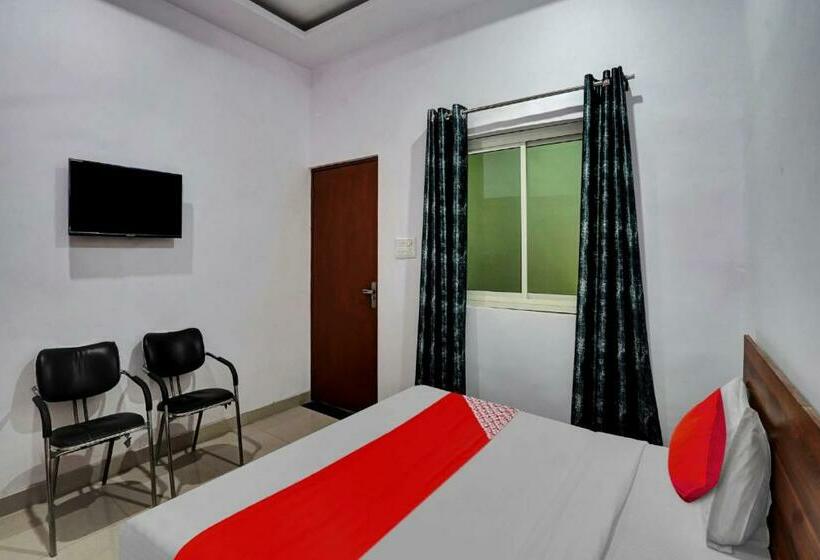 トリプルクラシックルーム, Oyo Flagship 80991 Kvs Residency