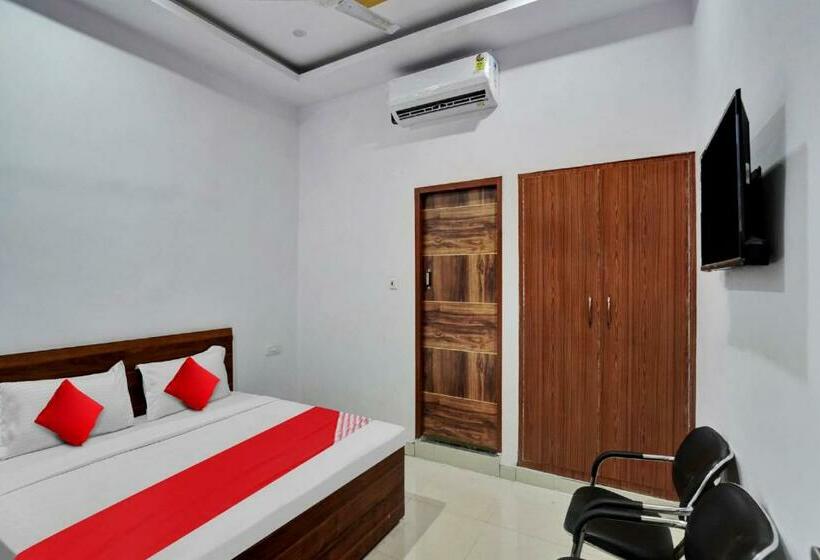 トリプルクラシックルーム, Oyo Flagship 80991 Kvs Residency