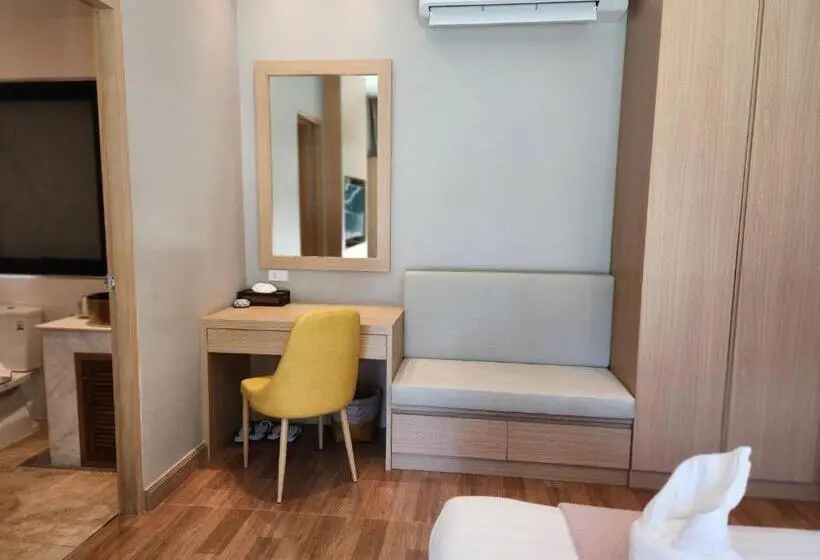 Perhehuone, Alaita Boutique Phuket