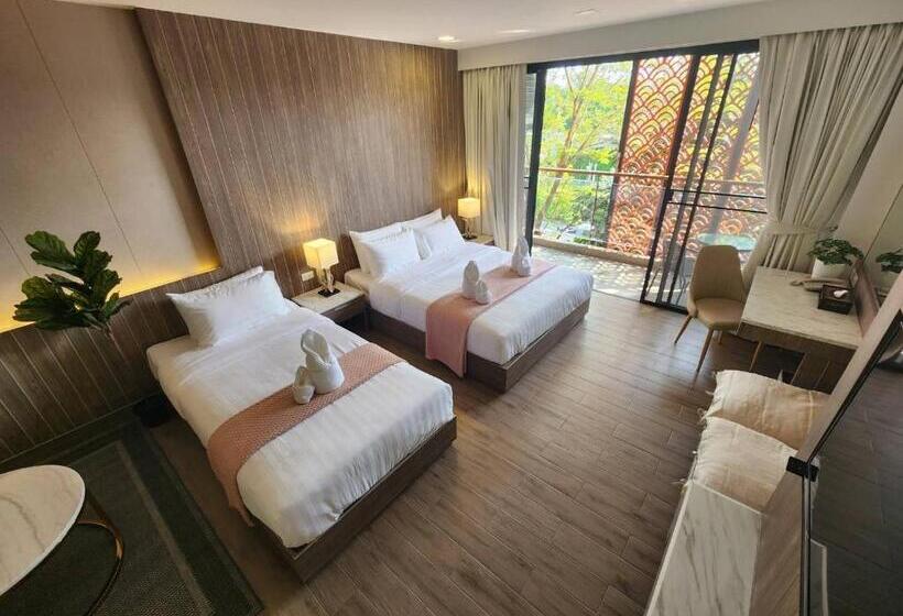 豪华三人间, Alaita Boutique Phuket