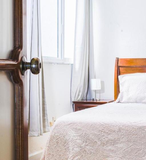 غرفة قياسية, Gran Domo