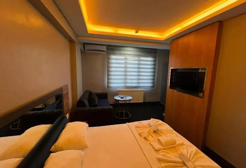 デラックスルーム, Near Suites