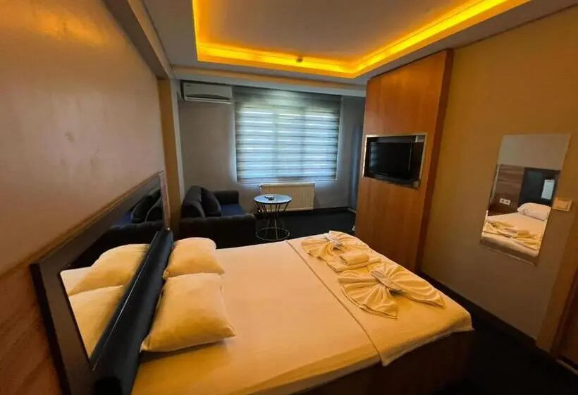 デラックスルーム, Near Suites
