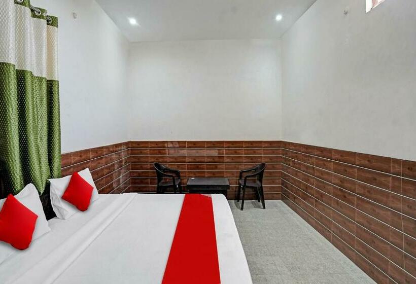 Трехместный Номер Классика, Oyo Flagship 81122  Midtown