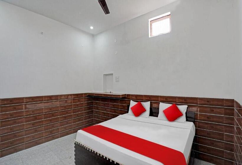 Трехместный Номер Классика, Oyo Flagship 81122  Midtown