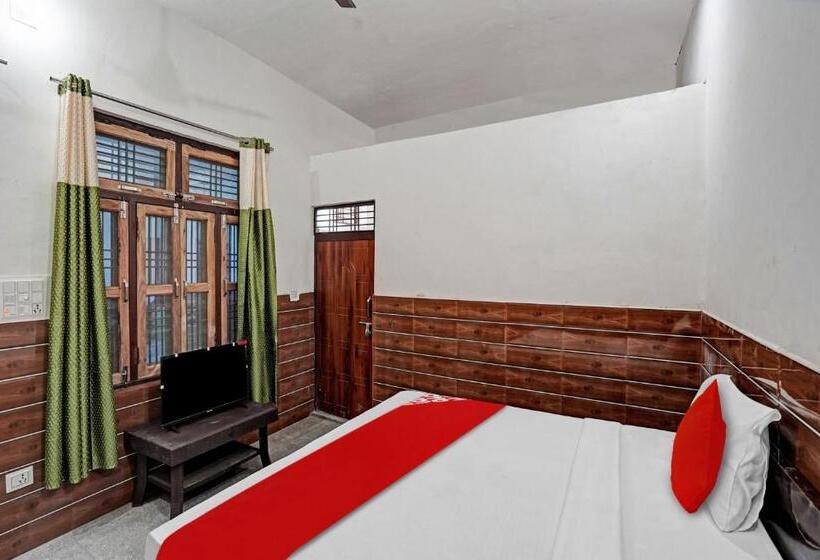 Трехместный Номер Классика, Oyo Flagship 81122  Midtown