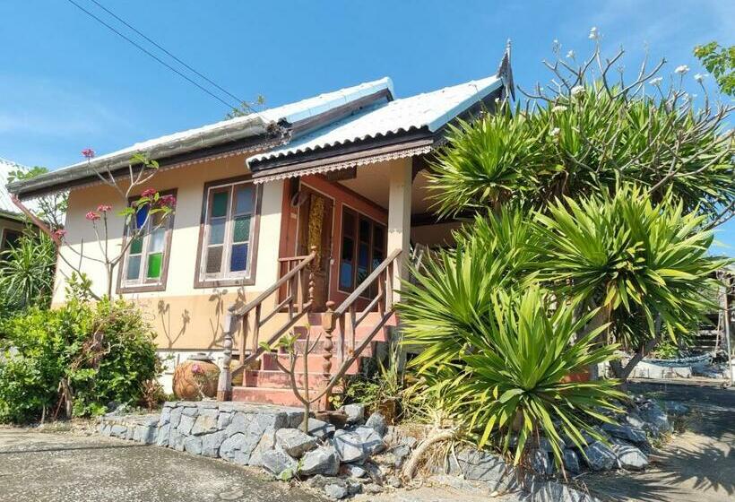 بنجلو قياسى, Hello Sichang Bungalow