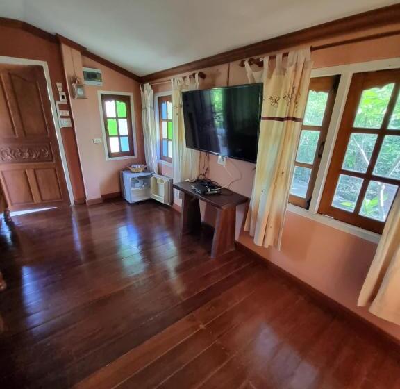 بنجلو عائلى, Hello Sichang Bungalow