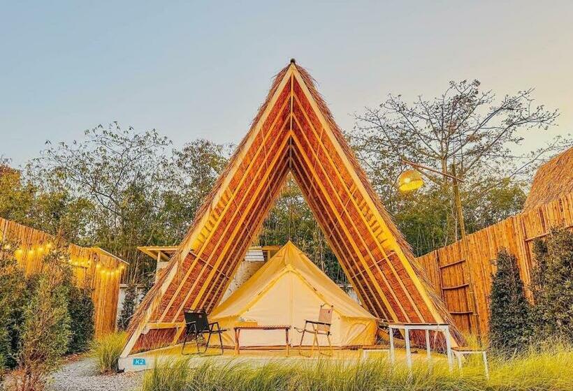 Standard Tent, อาลาแคมป์