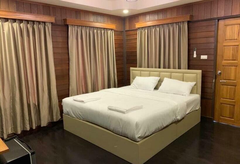 Стандартный Номер Кровать Кинг, อาลาแคมป์