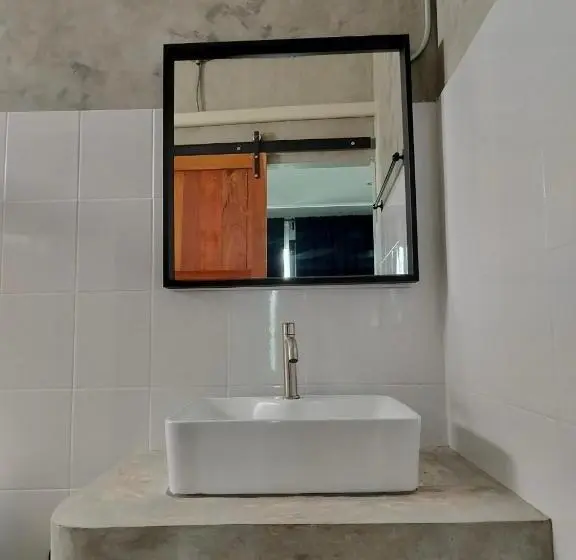 Standard-huone, Cicada Hotel Kanchanaburi