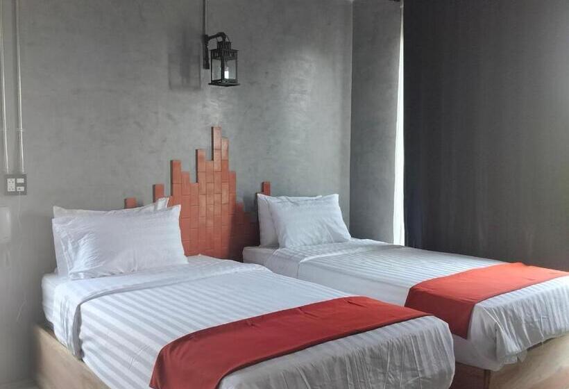 Номер Стандарт, Cicada Hotel Kanchanaburi