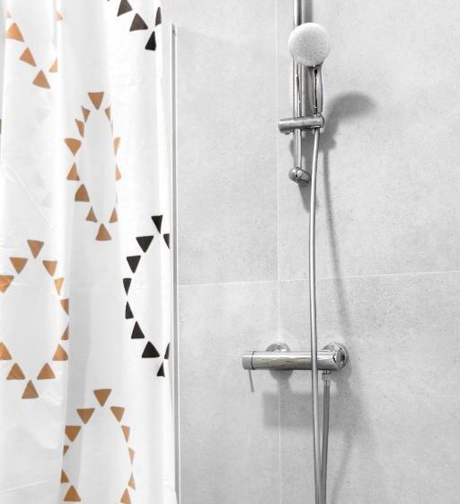 تختخواب در اتاق مشترک, Ribniška Koča