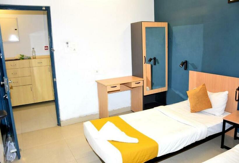 اتاق لوکس, Fabexpress Silver Palace