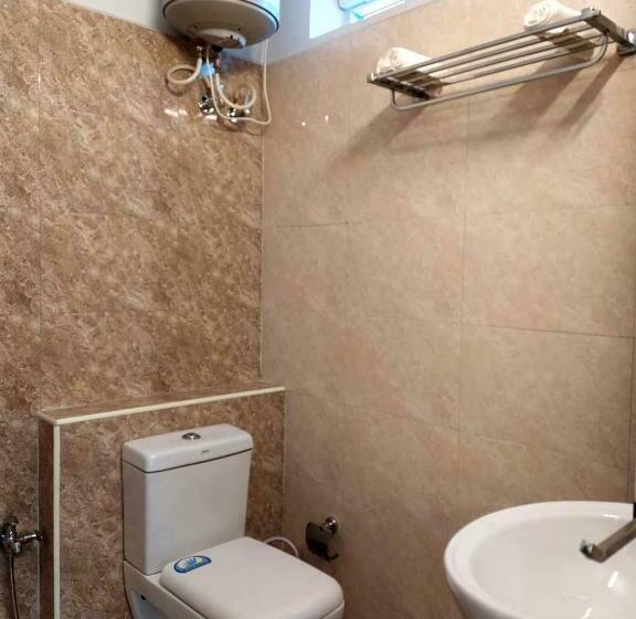 اتاق لوکس, Fabexpress Silver Palace