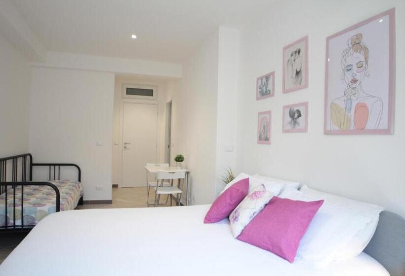 标准间, Republic B&b