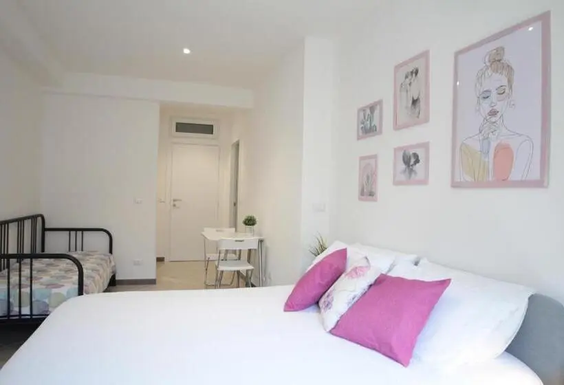 Standard Room, Republic B&b