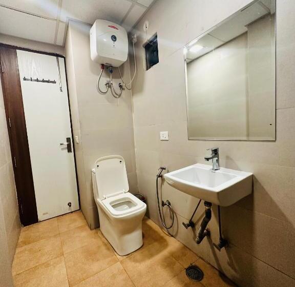 اتاق سوپریور چهار تخته, Park Suites   Near Igi Airport Terminal 3