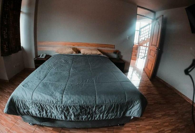 اتاق استاندارد یک نفره, Chacraraju Hostel