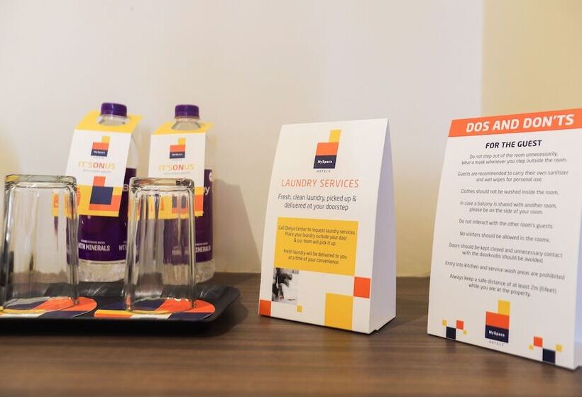 スーペリアールーム, Myspace Kadison