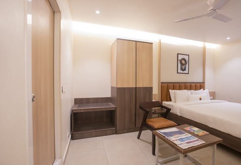 デラックスルーム, Myspace Kadison