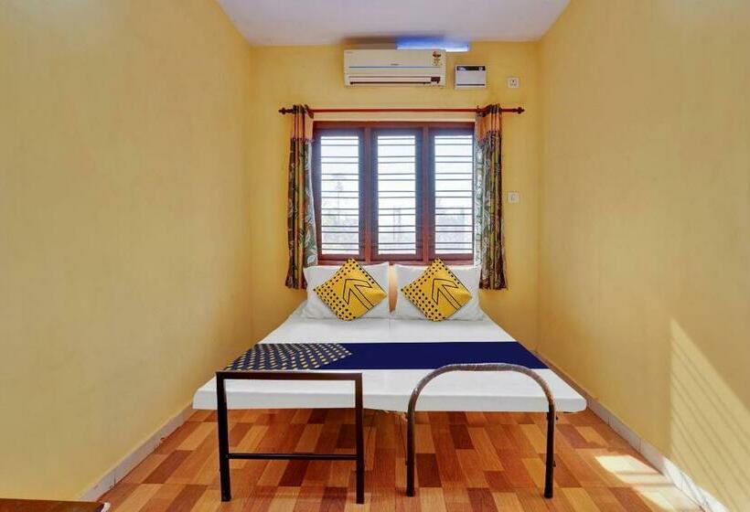 Трехместный Номер Классика, Spot On 81052 The Lake Inn