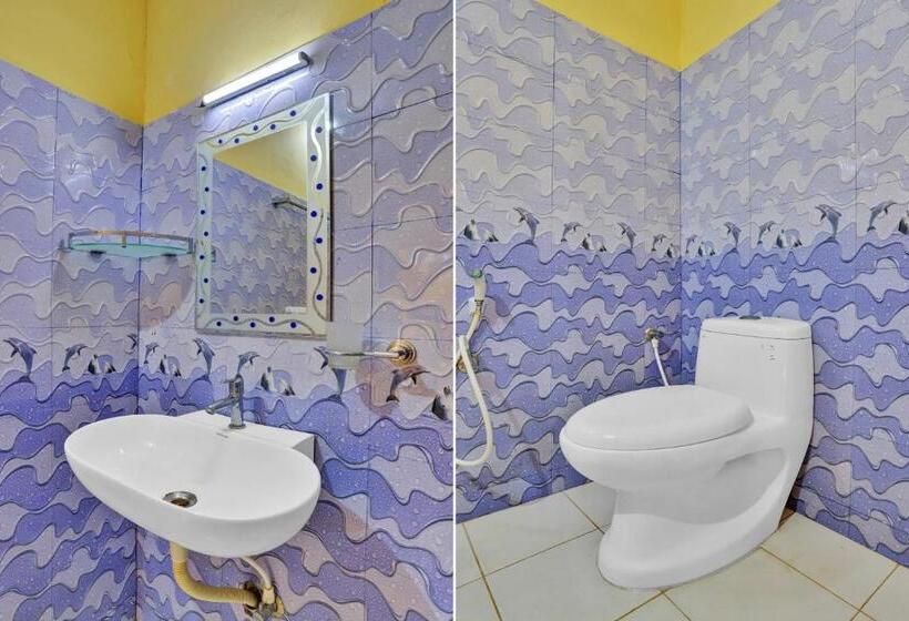 Трехместный Номер Классика, Spot On 81052 The Lake Inn