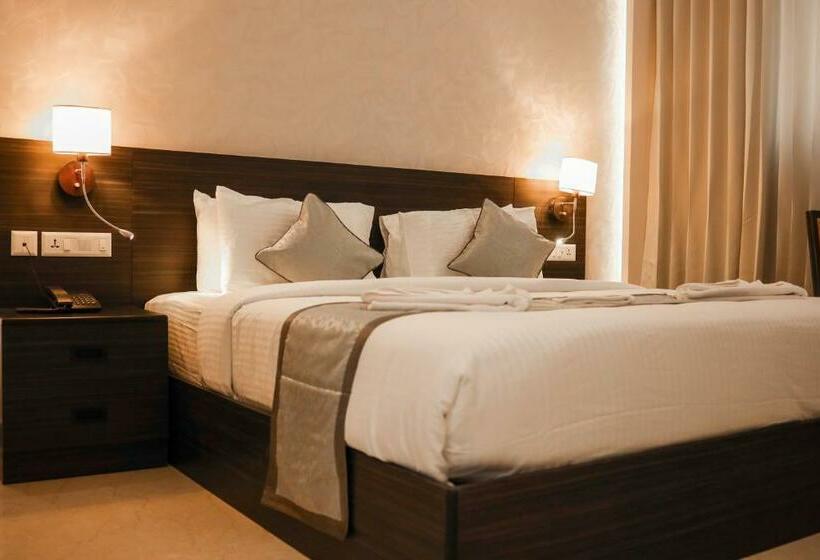 スイート, Jyothis Residency