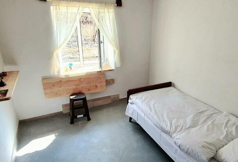 标准房带园景, Budur Guest House