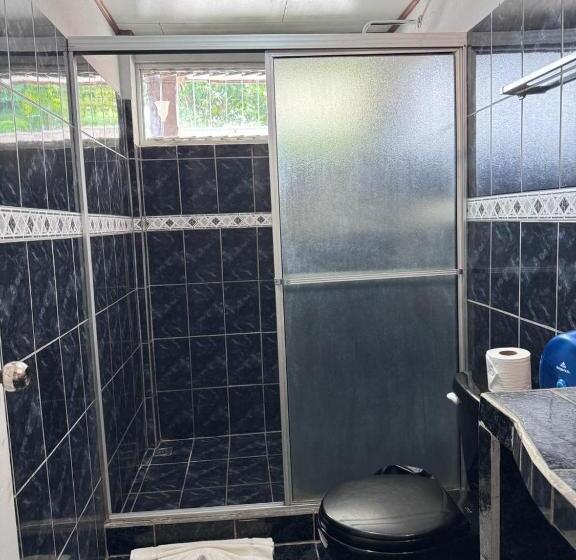 Economy Quadruple Room, El Chaman