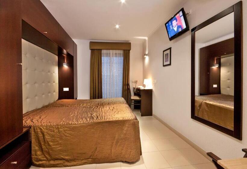 标准三人间, Residência S. Francisco