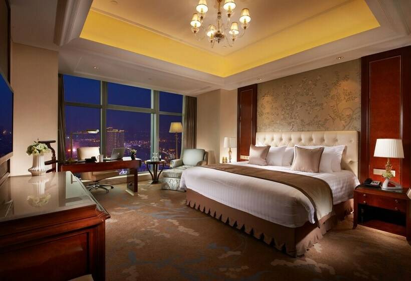 디럭스 스위트, Dongwu New Century Grand Hotel Huzhou