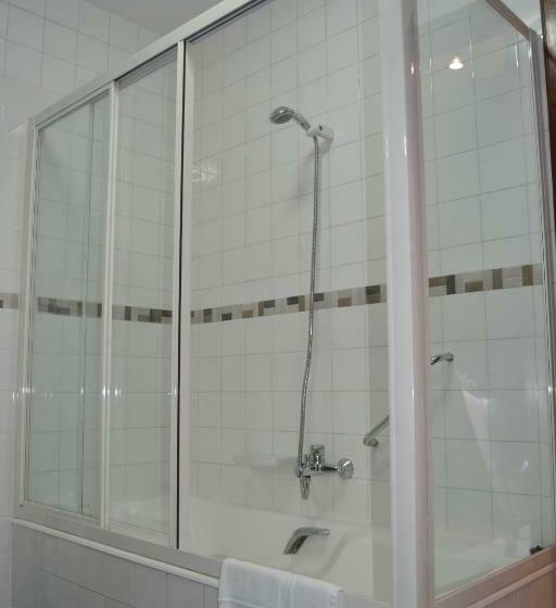 غرفة قياسية مزوَّدة بشُرفة, A Torre Do Xudeu